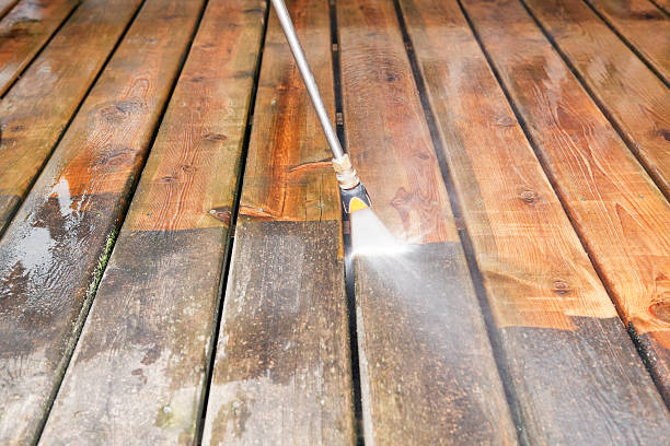 Le Claire, IA Pressure Washing Services Company